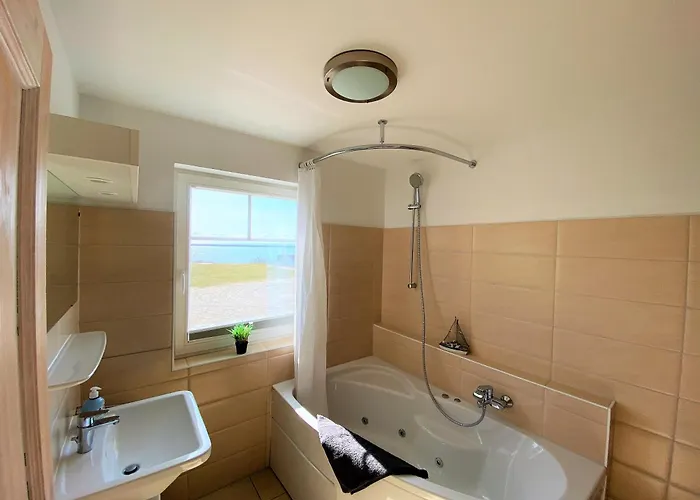 Hus By Seeblick Ferien Casa de Férias